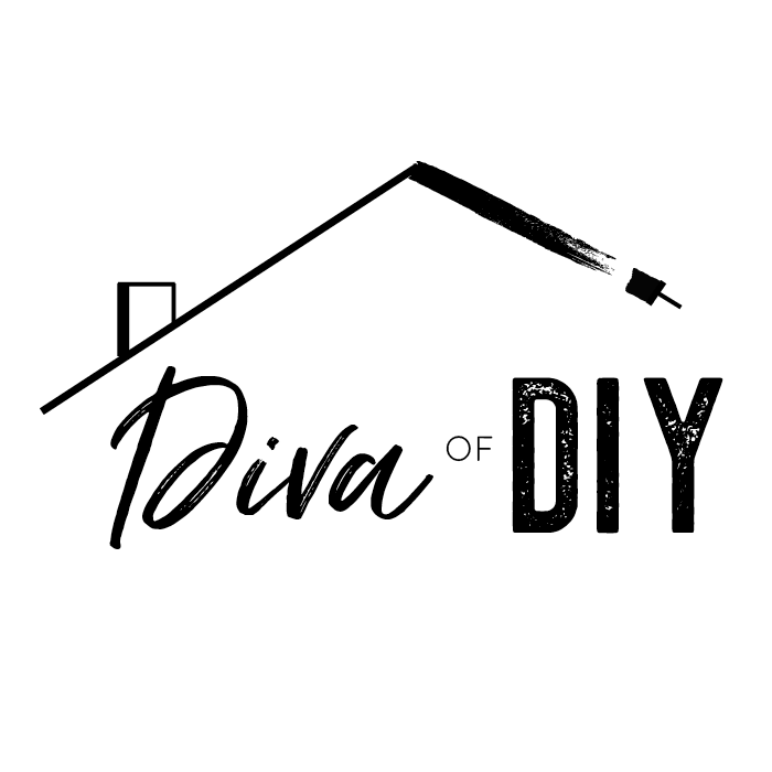 Diva of DIY Logo