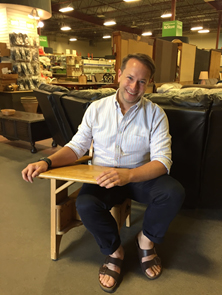 Avenue magazine’s Senior Editor Ricky Zayshley Avenue magazine’s Senior Editor Ricky Zayshley
