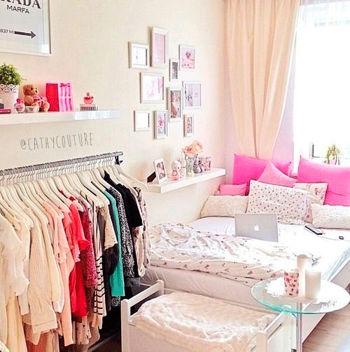 Dorm_Pink Pink