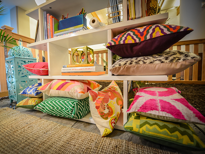 Pillows3_SM Curb Clutter
